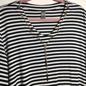 Thomas & Olivia ,women’s size 2X